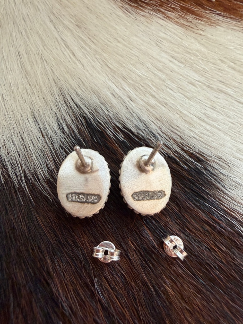 ❤️ Golden Hills Turquoise Navajo Style Matte Sterling Silver Stud Earrings .52”L - Picture 5 of 16